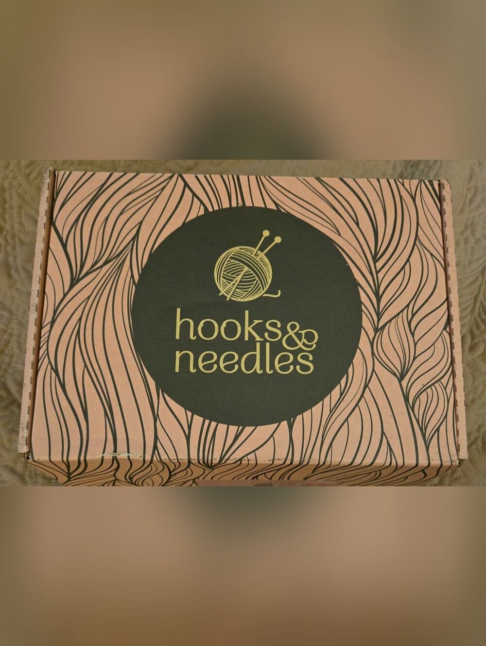 New Hooks and Needles Crochet Kit